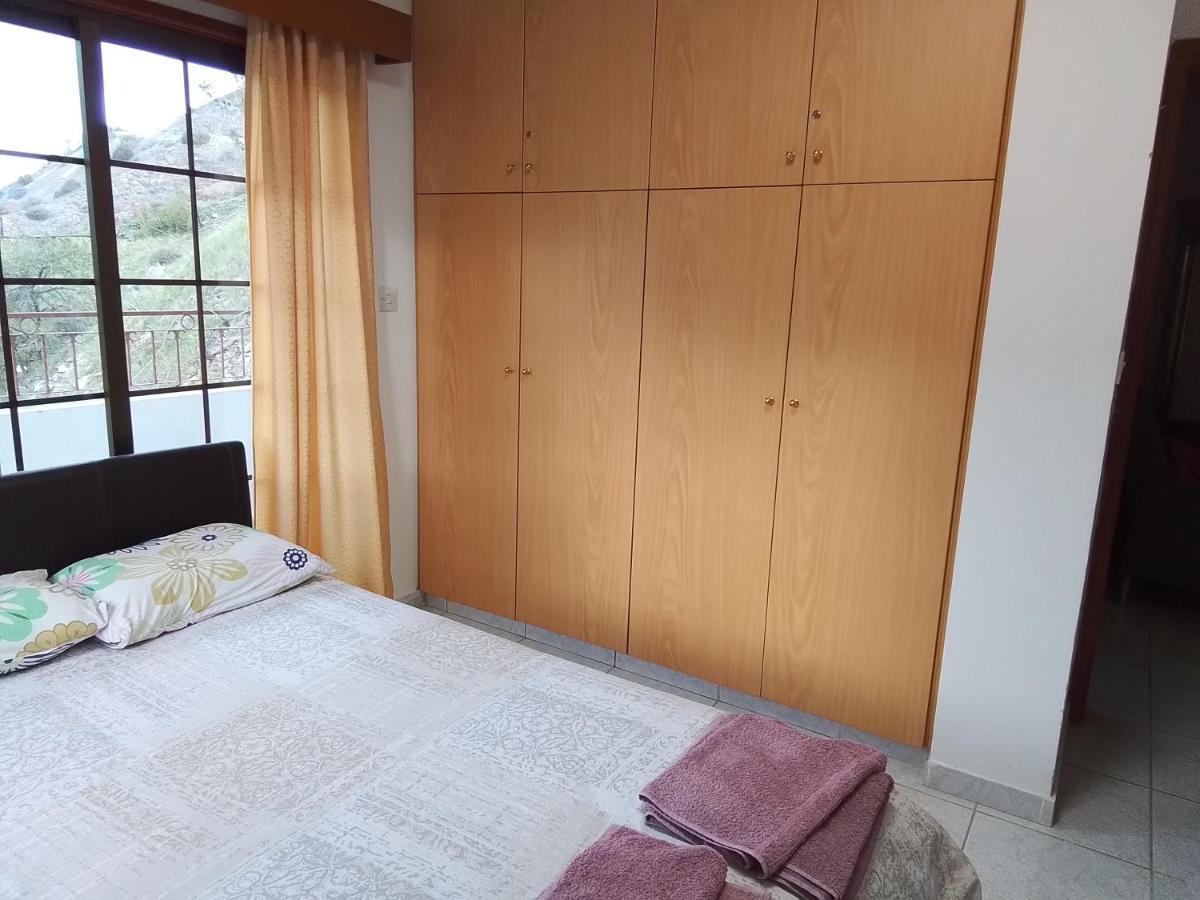 ניקוסיה Kampi Double Storey House In The Village מראה חיצוני תמונה