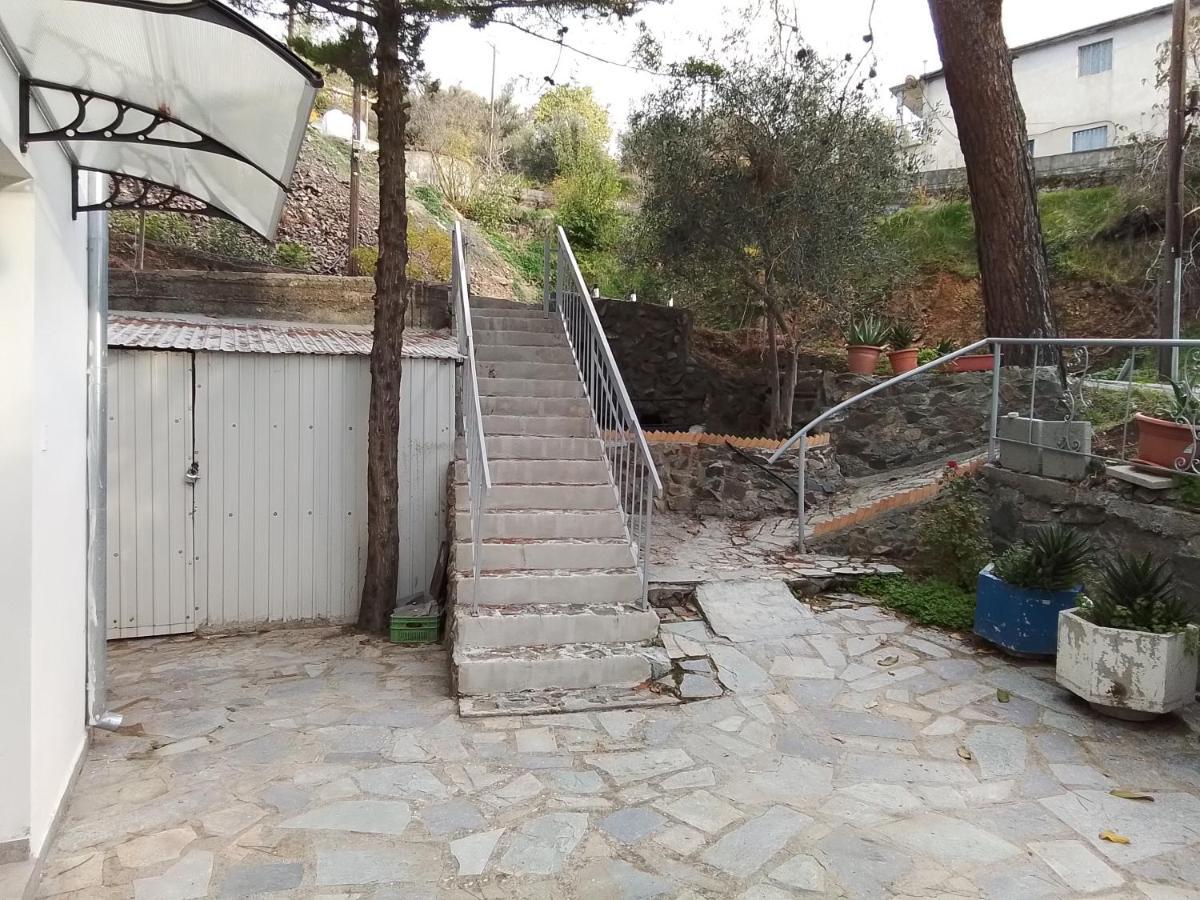ניקוסיה Kampi Double Storey House In The Village מראה חיצוני תמונה