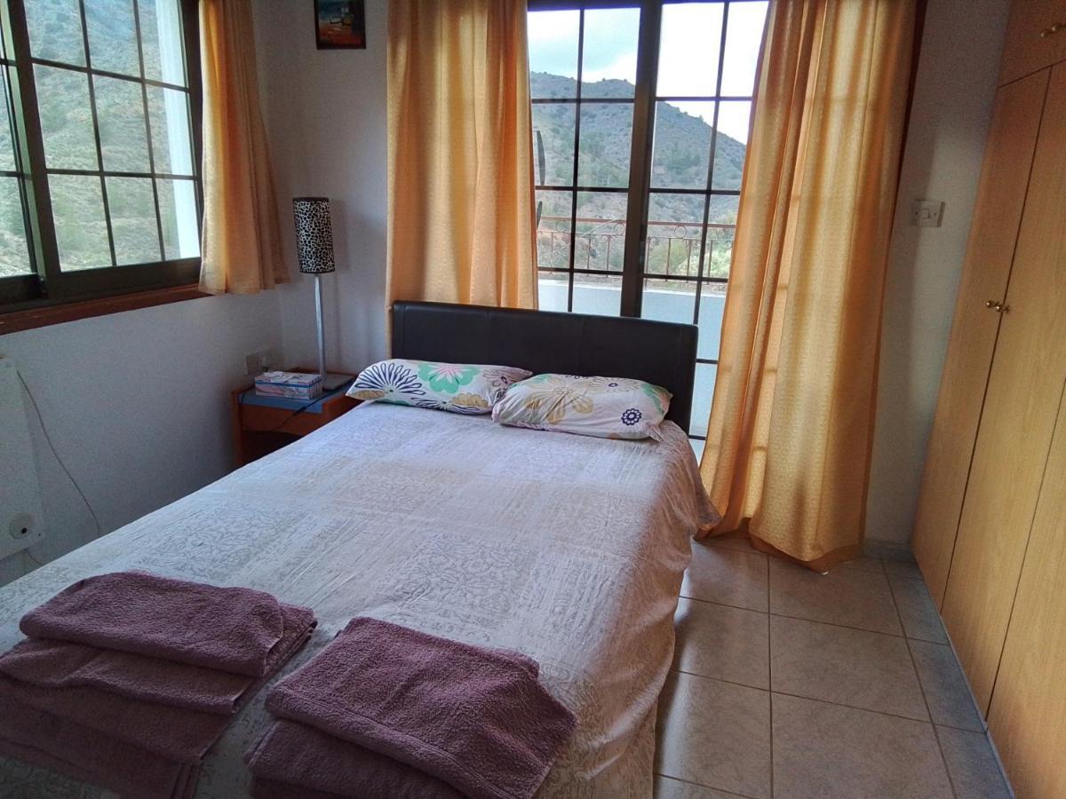 ניקוסיה Kampi Double Storey House In The Village מראה חיצוני תמונה